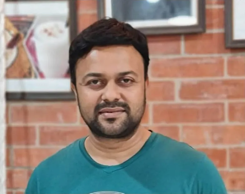 Mezba Sharif, singer