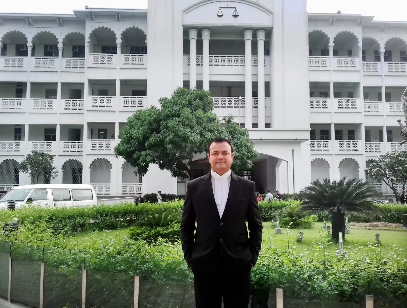 Mezba Uddin Sharif in front of the Supreme Court of Bangladesh, Dhaka